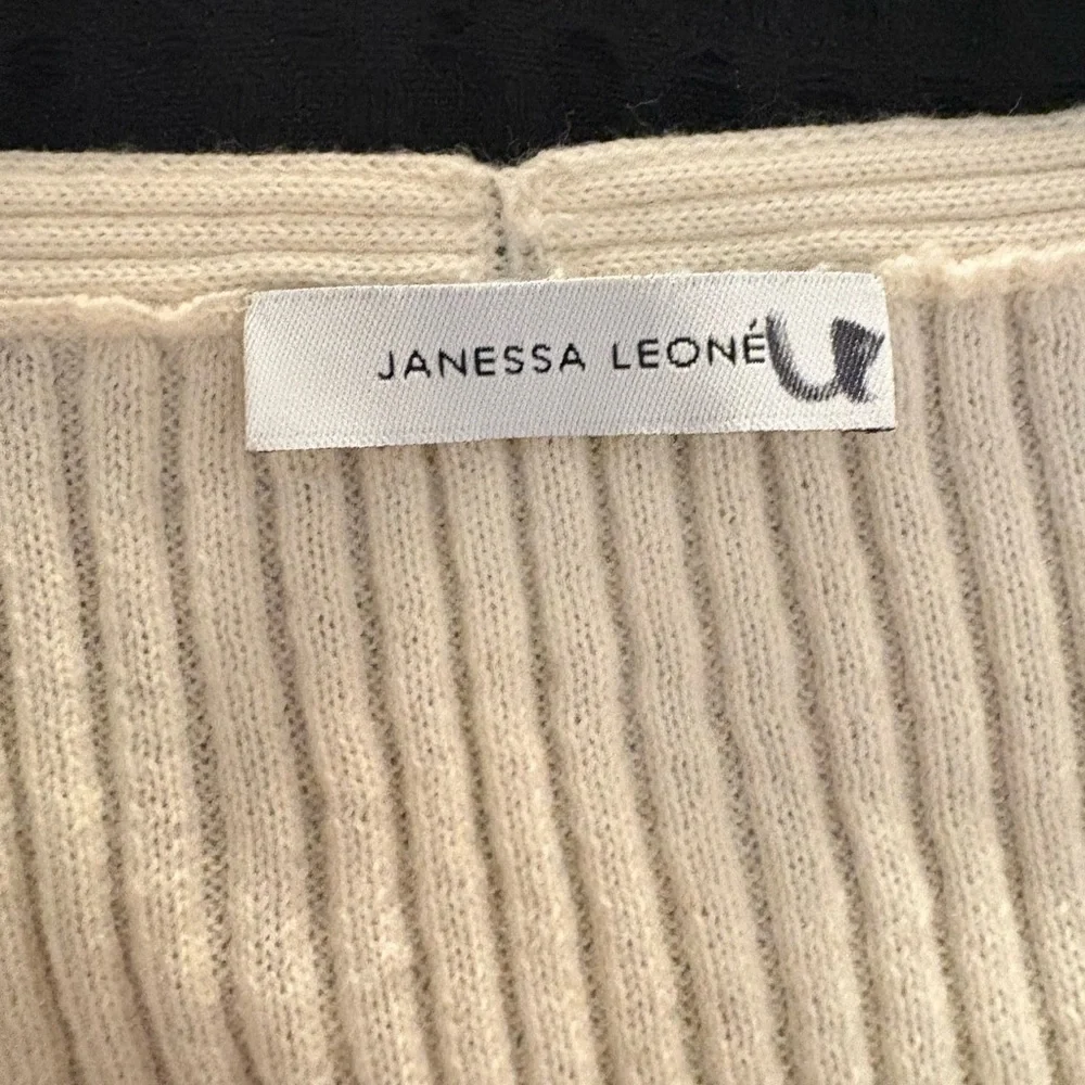 Janessa Leone Elise Sweater Medium Natural NWOT